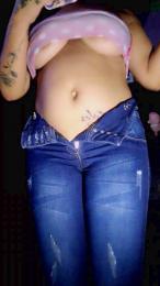 girl_pee webcam cam4 model stream image