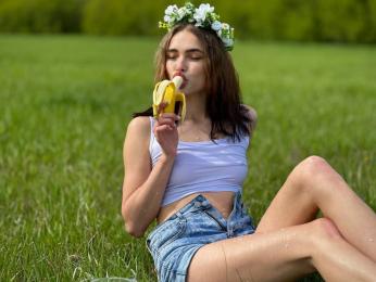 AnnaWell webcam model stream image