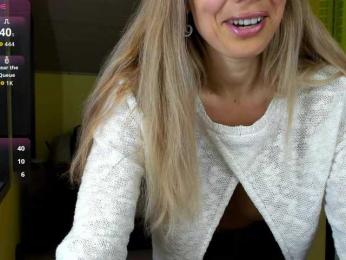 R_O_C_S_I webcam model stream image