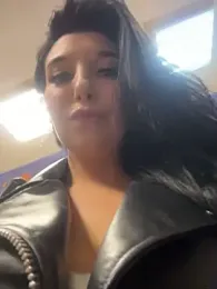 Tisha_Busty webcam stripchat model stream image