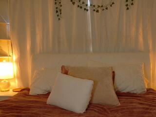 Maddie Vale webcam model stream image