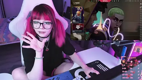 Yumi_Youkai webcam stripchat model stream image