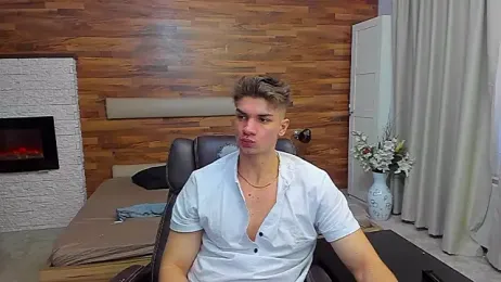 MaxKaiden webcam stripchat model stream image