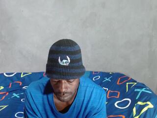 Tairon Tuck webcam model stream image