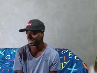 Tairon Tuck webcam model stream image