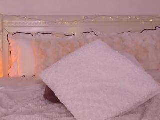 Mary Harris webcam model stream image