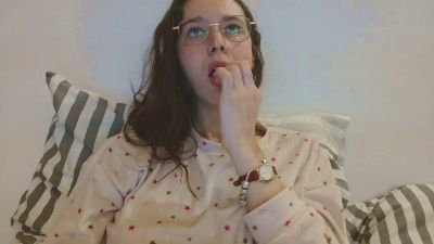 desire_20 webcam cam4 model stream image