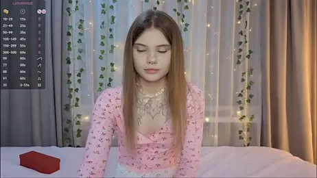 CarolinePepper webcam model stream image