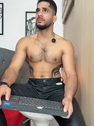Maximiliano_ford webcam stripchat model stream image