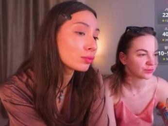 pamilarakestraw webcam model stream image