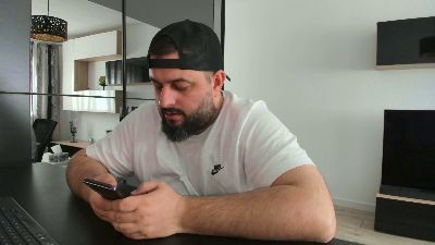 DravenPeak webcam model stream image