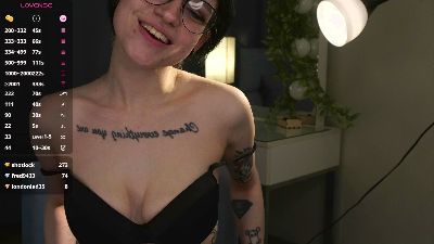 NylaMohsin webcam model stream image