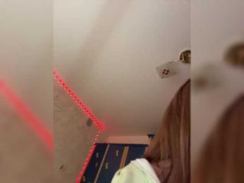 LittleDelora webcam model stream image