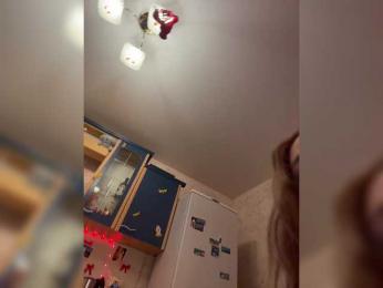 LittleDelora webcam model stream image