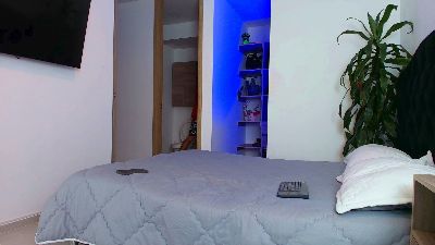 two_sinzXX webcam model stream image