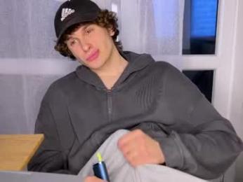 estremecerse webcam chaturbate model stream image