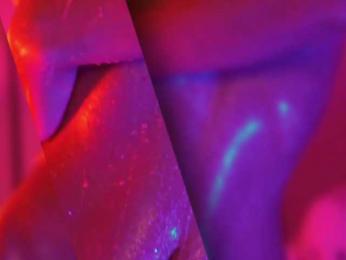 HeyBanana webcam model stream image