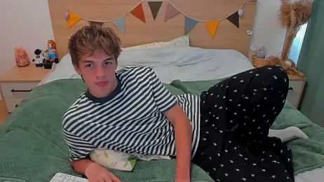 Fandi_777 webcam stripchat model stream image