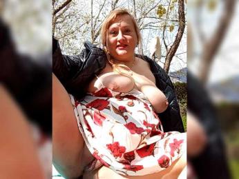 XHelenaX99 webcam model stream image