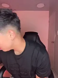 AdrianRinaldi webcam model stream image