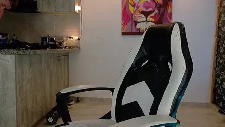 Ryannblue07 webcam stripchat model stream image