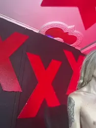 abrilbigcock webcam stripchat model stream image