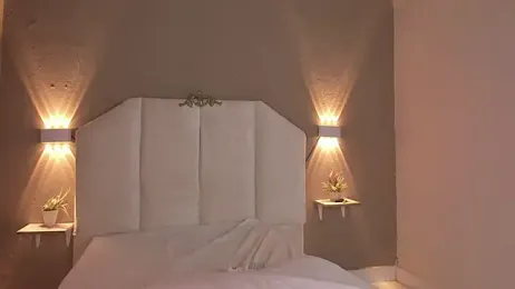 Juliette__3 webcam stripchat model stream image