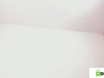 loreth_jw webcam model stream image