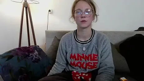 little-leni webcam model stream image