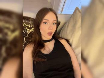 OlivkaVif webcam model stream image