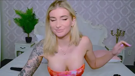 Lia_Benini webcam stripchat model stream image