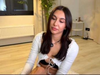 YESSASHA webcam bongacams model stream image