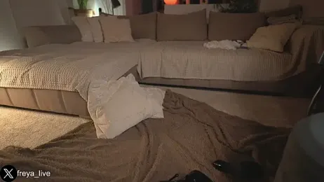 freyacherie webcam model stream image