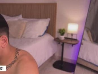 _e_m_m_a_1 webcam model stream image
