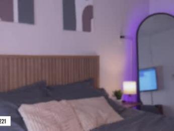 _e_m_m_a_1 webcam model stream image