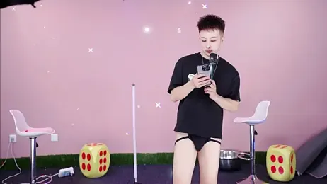 w-lucky webcam model stream image