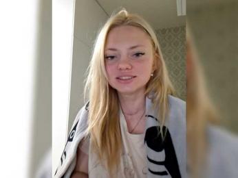 Gargonaa webcam model stream image