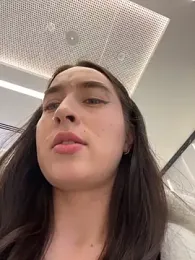 Holly_Play webcam stripchat model stream image