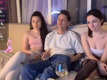 couple_of_fire_ webcam model stream image