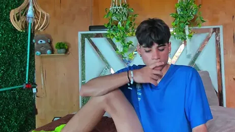 Max_gold webcam model stream image