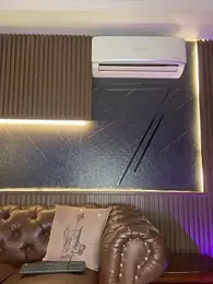 AaronCruz_ webcam model stream image