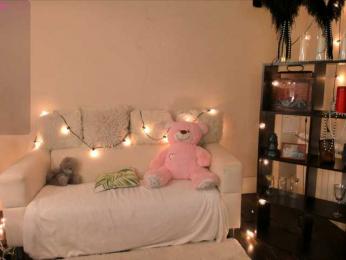 Cherryy-xx webcam bongacams model stream image