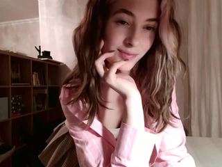 celestinehinderer webcam camsoda model stream image