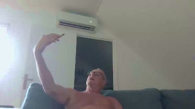 juantobanana webcam model stream image