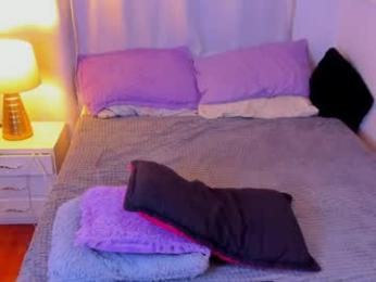 santy_kitty webcam model stream image