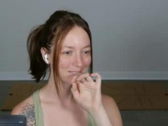 maevivant webcam model stream image