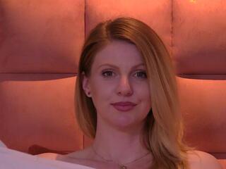 Olivia Onya webcam model stream image