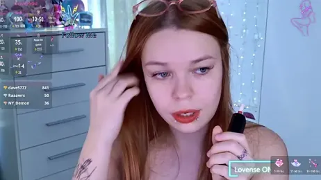 ValBae webcam model stream image