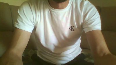 momentofeli webcam cam4 model stream image