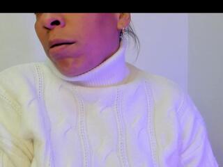 Alondra Castillo webcam model stream image